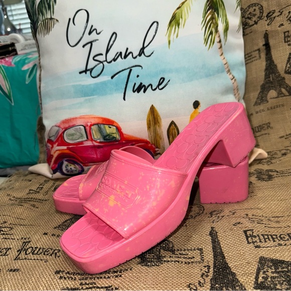 Coach Pink/Yellow Scarlett Jelly Block Sandal Size 10
Excellent Condition - Picture 1 of 14